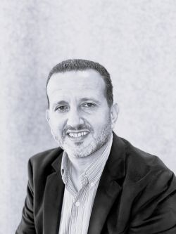 MPE-Personal-photo-B&W250.jpg